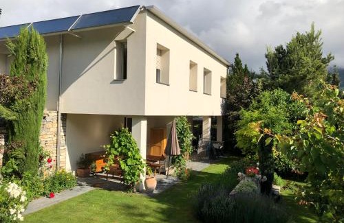 Sierre Bed & Breakfast | BnB Chantevent