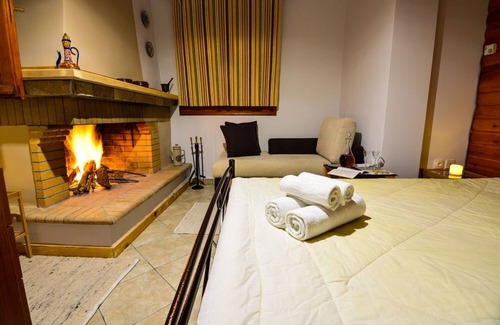 Mesaia Trikala Bed & Breakfast | BnB Italian - Comfort Room