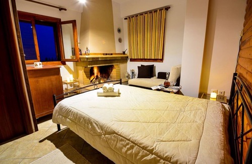 Mesaia Trikala Bed & Breakfast | BnB Italian - Comfort Room