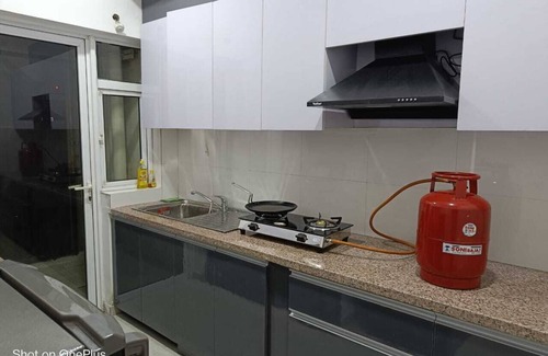 New Delhi Apartment | BnBBuddy- Aarohi Homes@3bhk West Delhi