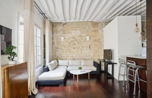 Saint-Germain-des-Pres Apartment | BnBNova - 2BR - Saint Germain & Buci