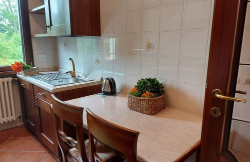 Travedona-Monate Apartment | Bnbook- Casa Dei Peschi 2 - Lago di Monate