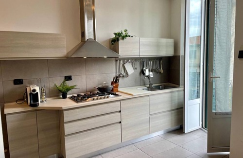 Besozzo Apartment | Bnbook Cornelia's suites