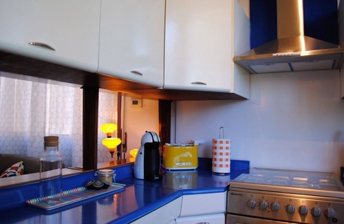 Sesto Calende Apartment | BNBOOK-GARDEN VIEW VILLA