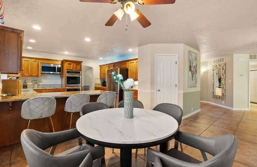 Northeast Heights House | BNEW 6BR Postmodern 3k+sqft. Home in ABQ w/Pool!