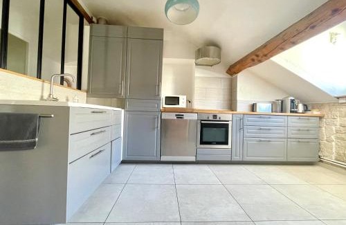 Villette - Maisons Neuves Apartment | BnGo I Le Spacieux I 9 personnes, Climatisation, Parking gratuit, 3 chambres, 6 lits, Gare PartDieu, Centre de Lyon
