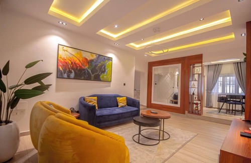Benin City Apartment | BnJ Benin City Oasis - Spacious 3BR Apartment