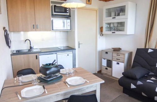 Reberty Apartment | Boëdette 213 A by Interhome