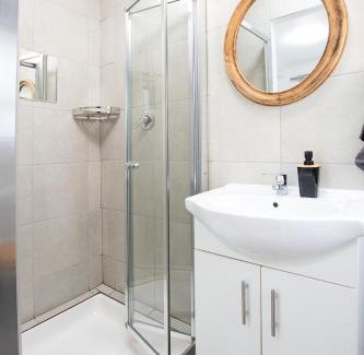 Herolds Bay Apartment | Bo Kant - Hooggety