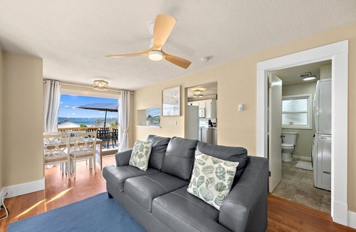 Old Town House | Bo's Old Tacoma Victorian Charm | Water views