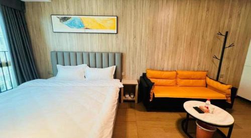 Luohu Hotel | Bo Yu Shennan No. 68 Apartment (Shenzhen Luohu Dongmen Branch)
