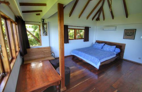 Rote Island Resort | Boa Hill Surf House