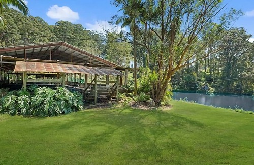 Boambee Cottage | Boambee Cottage is a one-bedroom, self-contained cottage with everything you need.