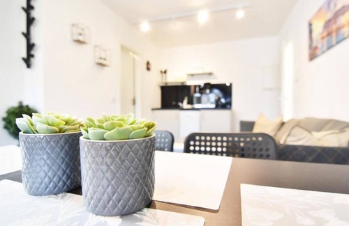 Solingen Apartment | Boardinghouse Apartment 08, 49qm, 1 Schlafzimmer, 1 Wohn-/schlafraum, Max. 6 Personen