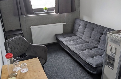 Friolzheim House | Boardingrooms direct A8, close to Stuttgart, 25min