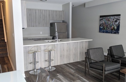 Waterloo Apartment | Boardwalk Homes - Executive Townhomes