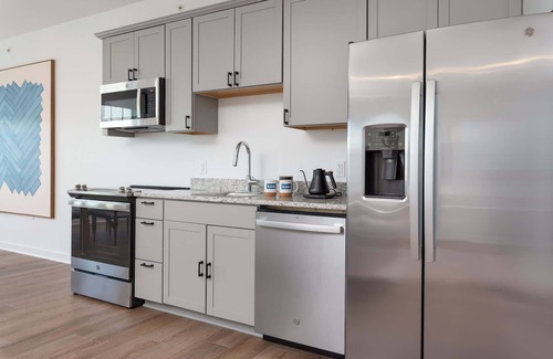 Livingston Apartment | Boardwalk Hotel by Kasa | 2 Bedroom Suite