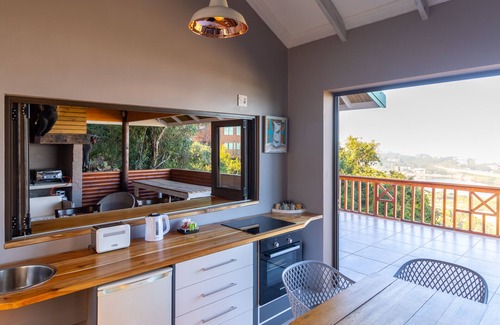 Wilderness House | Boardwalk Lodge - B&B