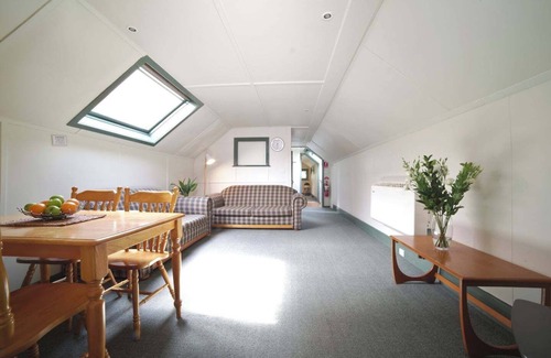 Soldiers Hill Apartment | Boasting a spa bath, 2 Bedroom Self Contained Apartment With Spa is situated in Ballarat