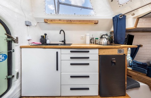Neuland Boat Rental | Boat 'Besonders Ausgebautes Rettungsboot' with Wi-Fi