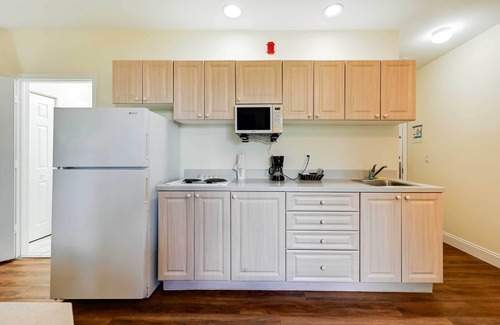 Naples Apartment | Boat, Bird & Bask: Studio 15 Mi to Everglades NP