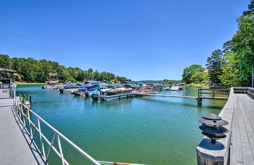 Salem Apartment | Boat, Golf and Swim Keowee Key Condo with Lake Views