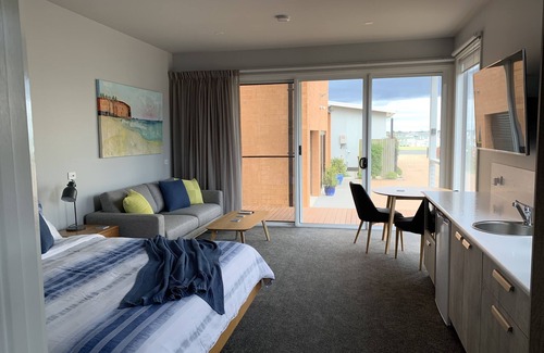 Port Albert Bed & Breakfast | Boat Harbour Jetty B&B
