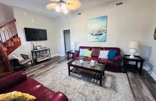 Cedar Point House | Boat & pet friendly
