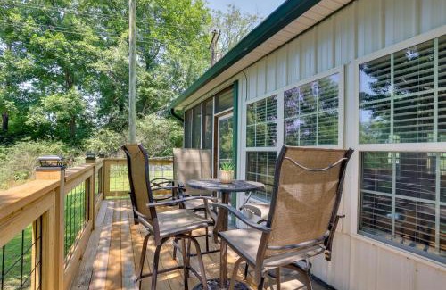 New Johnsonville House | Boat Ramp Access Dog-Friendly Kentucky Lake Gem
