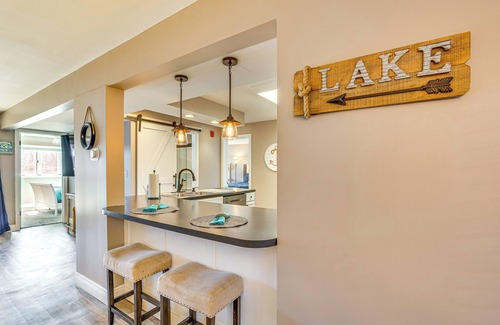 Osage Beach Condo | Boat Slip + Pools: Lakefront Osage Beach Condo