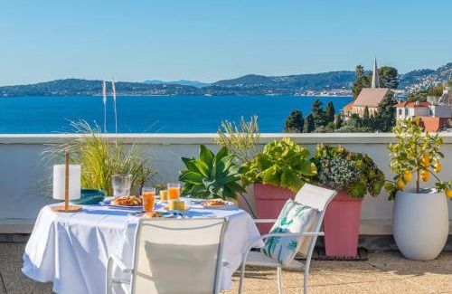 Cap d'Ail Apartment | Boat View, BNB Rickeys