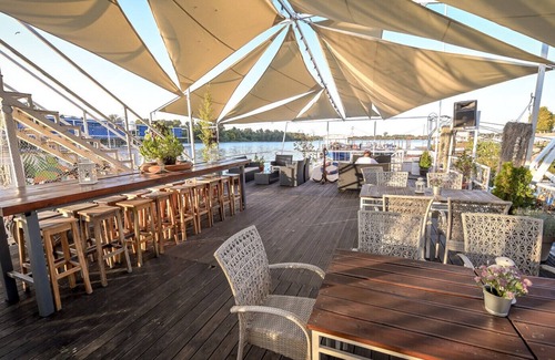 Stari Grad Boat Rental | Boat with rooms on the river