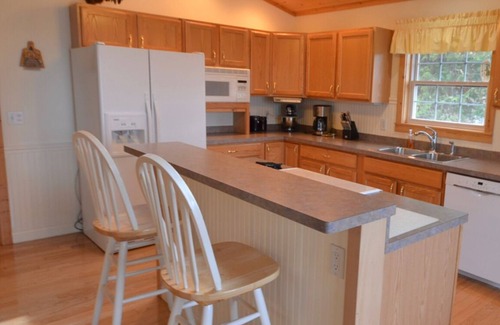Central Lake House | Boater's Paradise at Tanglewood Cottage on Torch Lake