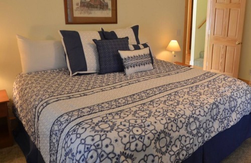 Central Lake House | Boater's Paradise at Tanglewood Cottage on Torch Lake