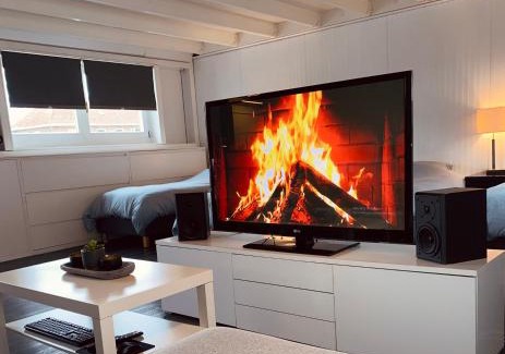 Slotervaart Bed & Breakfast | Boathouse Amsterdam with bikes