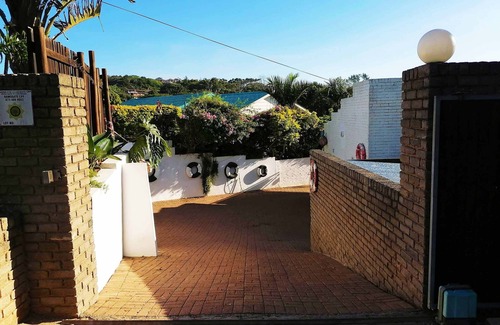 Ramsgate South Apartment | Boathouse Bed and Biscuit - Upper Deck
