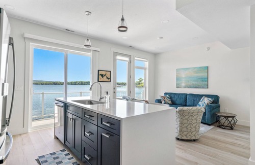 Oden Condo | Boathouse Bliss Condo on Crooked Lake