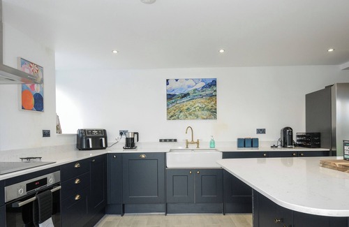 Westleigh House | BOATHYDE, pet friendly, luxury holiday cottage in Northam