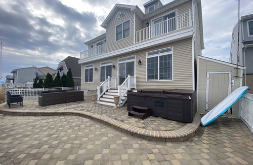 Osbornsville House | Boating, Fishing and Relaxing at The NJ Shore