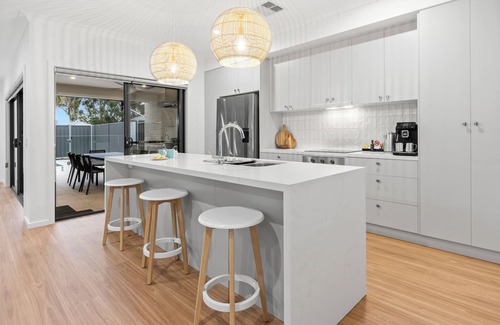 Renmark Boat Rental | Boats And Bedzzz & Renmark River Villas