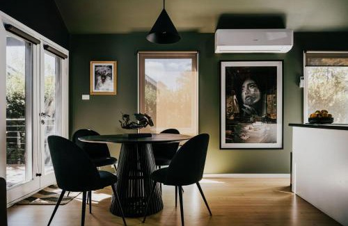 Daylesford House | Boatshed Villas by Istana Yellow Door