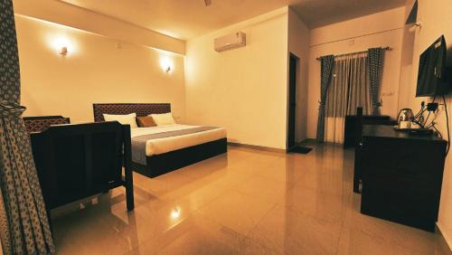 Sulthan Bathery Hotel | BOB Green House