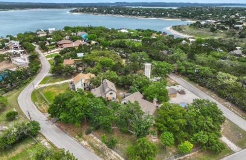 Canyon Lake House | Bob's Lake Getaway