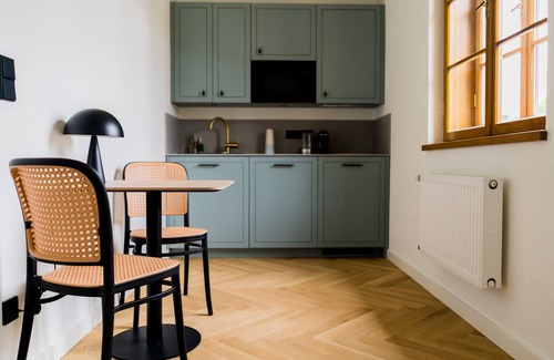 Freising Apartment | Bob W Peterhof