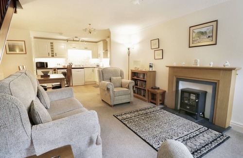 Crosthwaite Cottage | BOBBIN MILL COTTAGE, pet friendly, with a garden in Crosthwaite