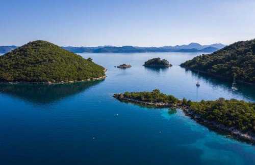 Prozurska Luka Apartment | BOCA - 3 Bedroom apartment by the sea