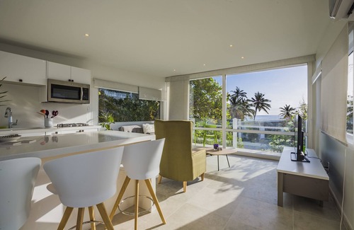 Arashi House | Boca Catalina 2 story ocean view with kitchen