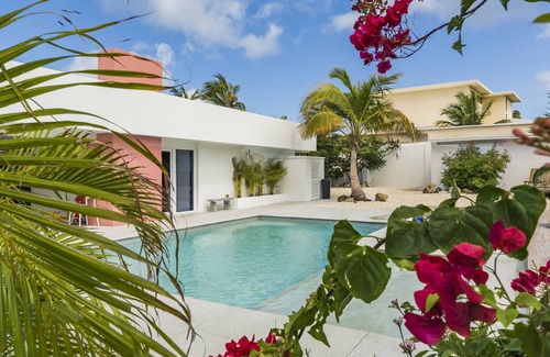 Arashi Apartment | Boca Catalina Modern Villas 2 bed 2 bath full kitchen steps from the beach