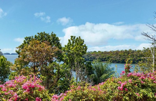 Boca Chica Bed & Breakfast | Boca Chica BnB at Gone Fishing Panama Resort