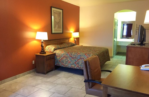 Brownsville Hotel | Boca Chica Inn & Suites Brownsville
